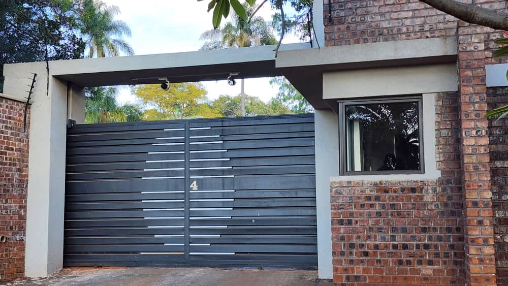 Custom Modern Gate
